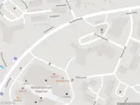 Brandweer met gepaste spoed naar de Krommeniehof in Arnhem