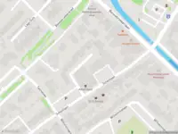 Ambulance met grote spoed naar de Julianaplantsoen in Bennebroek