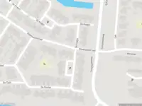 Ambulance met grote spoed naar de Oldebaasverlaat in Hoogeveen