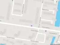 Ambulance met grote spoed naar de Floris de Vijfdelaan in Vlaardingen