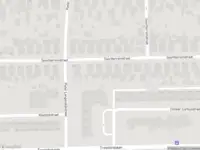 Brandweer en politie met grote spoed naar de Tak van Poortvlietstraat in Hoogezand vanwege middelgrote brand