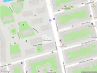 Ambulance met grote spoed naar de Watervalplein in Amsterdam