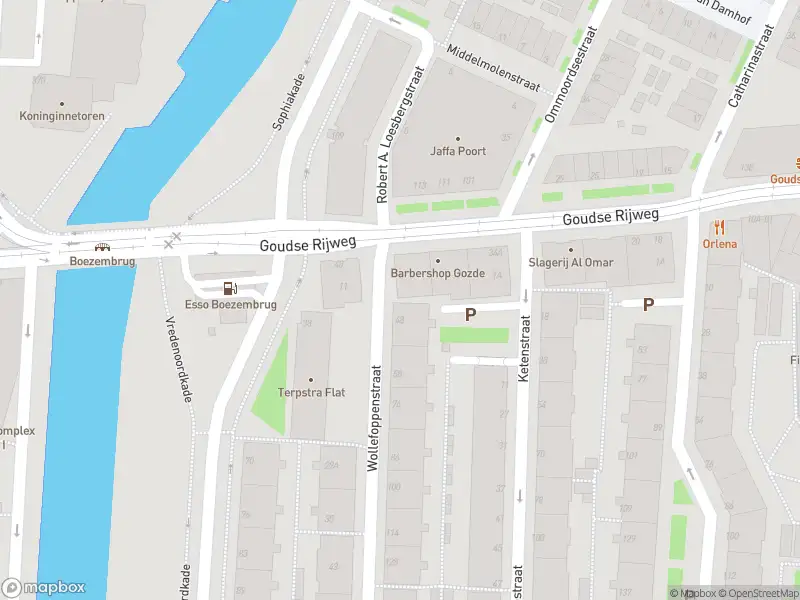 Ambulance met gepaste spoed naar de Wollefoppenstraat in Rotterdam