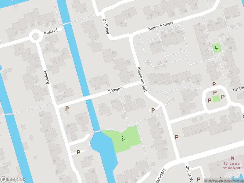 Ambulance met grote spoed naar de 't Roems in Hoogkarspel