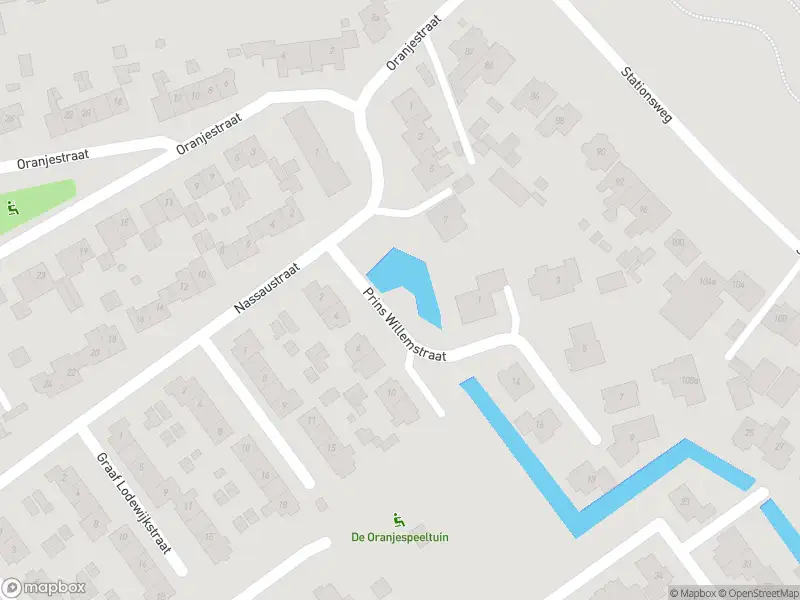 Ambulance met gepaste spoed naar de Prins Willemstraat in Barendrecht