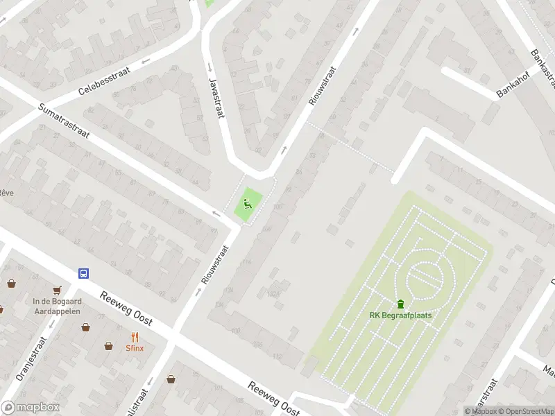 Ambulance met gepaste spoed naar de Riouwstraat in Dordrecht