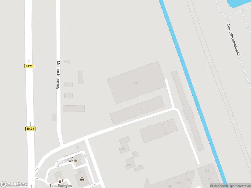 Ambulance met grote spoed naar de Melanchtonweg in Rotterdam