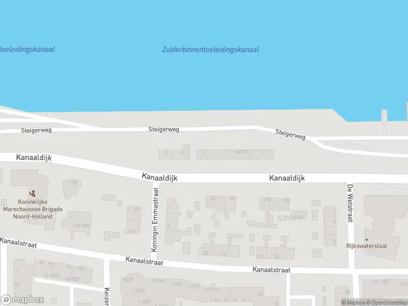 Brandweer met grote spoed naar de Steigerweg in IJmuiden