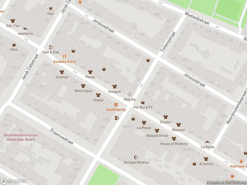 Ambulance met grote spoed naar de Noordmolenstraat in Rotterdam