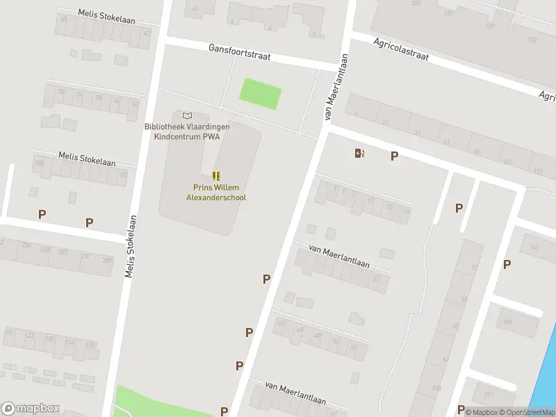 Brandweer met gepaste spoed naar de Roemer Visscherstraat in Vlaardingen vanwege afhijsen patient