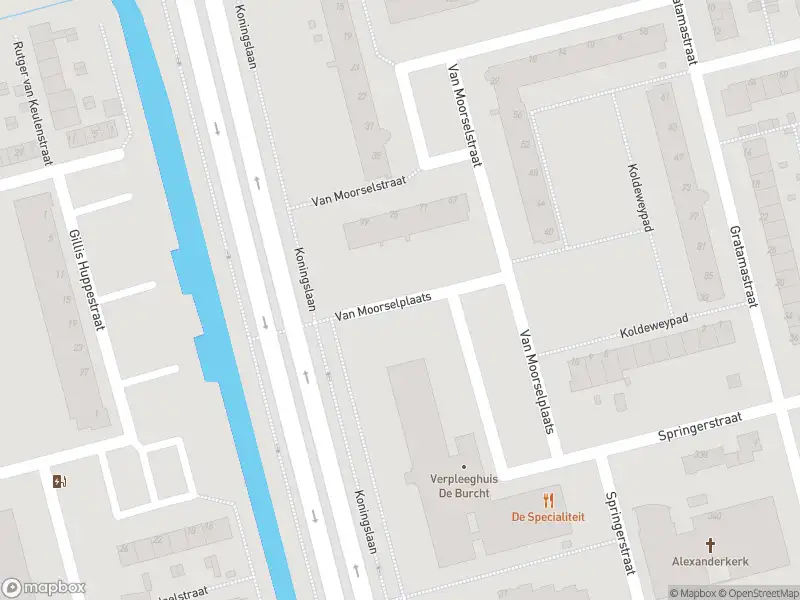 Politie naar de Samuel Esmeijerplein in Rotterdam