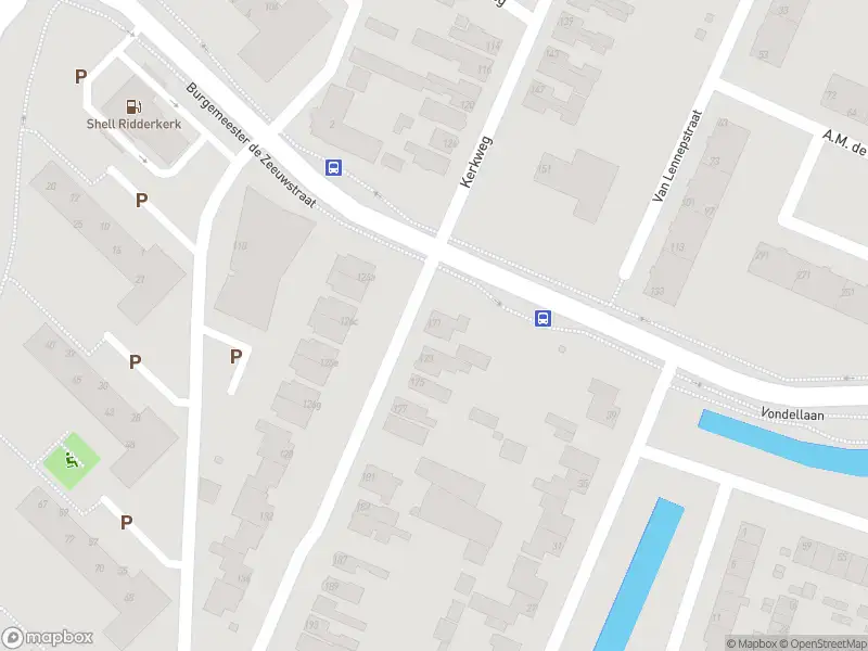 Ambulance met gepaste spoed naar de Kerkweg in Ridderkerk