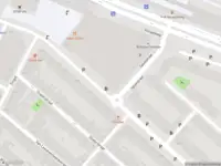 Ambulance met grote spoed naar de Prof. Kamerlingh Onneslaan in Schiedam