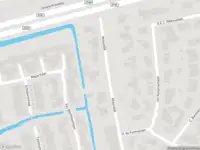 Ambulance met gepaste spoed naar de Molendijk in Rhoon