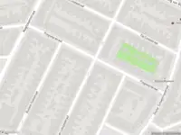 Ambulance met gepaste spoed naar de Staringstraat in Haarlem