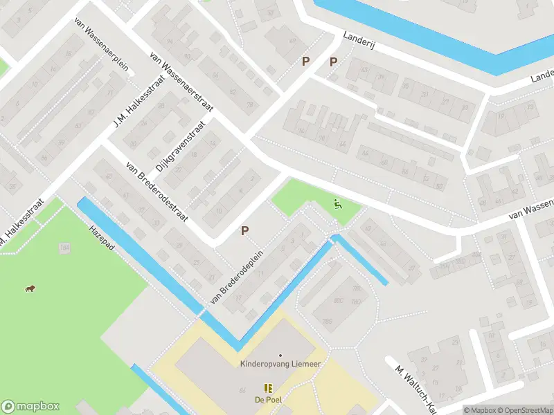 Ambulance met grote spoed naar de Van Brederodeplein in Ter Aar