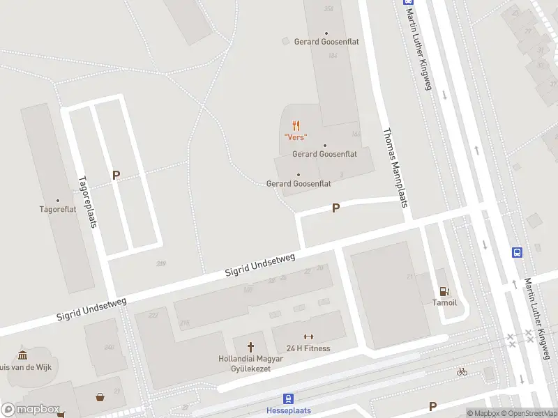 Ambulance met grote spoed naar de Sigrid Undsetweg in Rotterdam