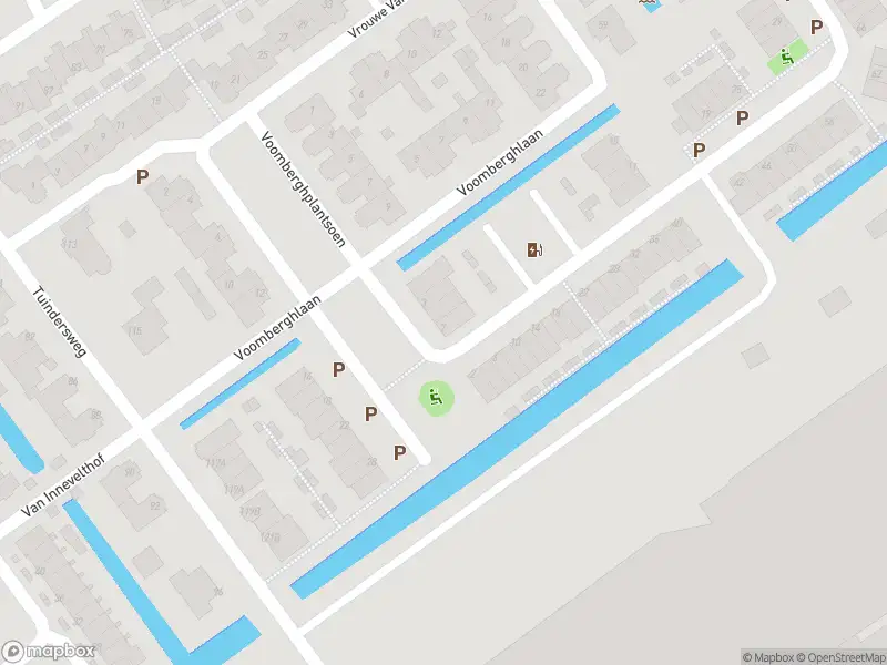 Ambulance met grote spoed naar de Aletta Rutgersstraat in Maasdijk