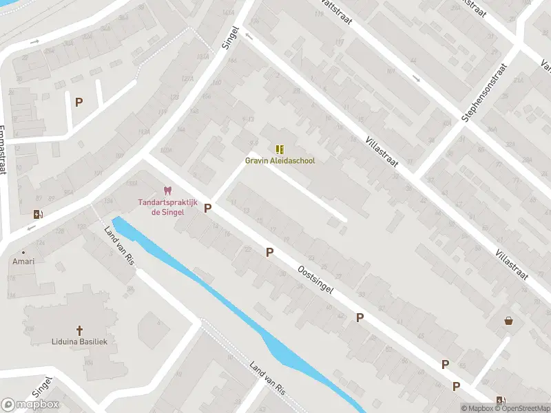 Ambulance met gepaste spoed naar de Oostsingel in Schiedam