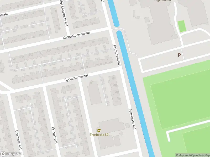 Brandweer met grote spoed naar de Meidoornstraat in Zwolle vanwege gebouwbrand