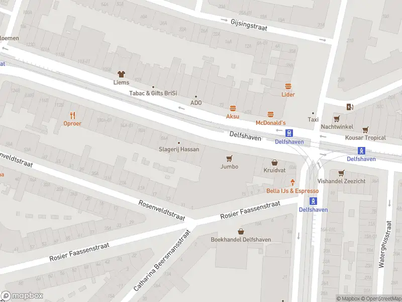 Ambulance met gepaste spoed naar de Schiedamseweg in Rotterdam