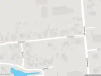 Ambulance en brandweer met gepaste spoed naar de Oudelaan in Zuidbroek