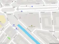 Ambulance met gepaste spoed naar de Slaghekstraat in Rotterdam