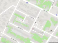 Ambulance met grote spoed naar de Maximaplein in Ooltgensplaat