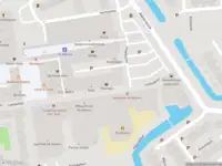 Ambulance met grote spoed naar de Lenteakker in Spijkenisse