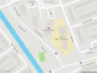 Brandweer met grote spoed naar de Sambastraat in Almere vanwege afhijsen patient