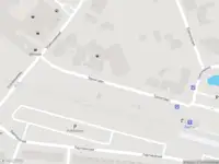 Brandweer met grote spoed naar de Spoorlaan in Deurne vanwege voertuigbrand