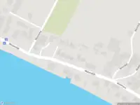 Ambulance met grote spoed naar de Molendijk in Krimpen aan de Lek