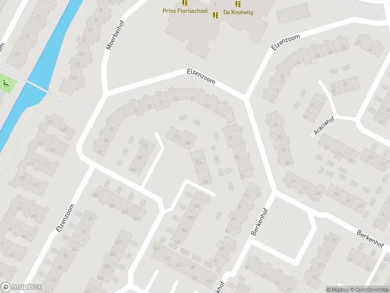 Ambulance met gepaste spoed naar de Elzenzoom in Papendrecht