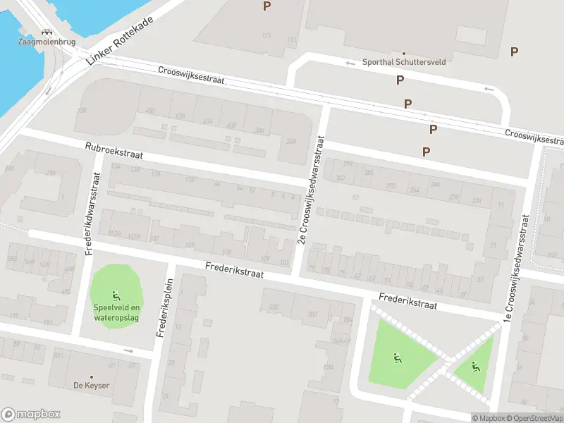 Ambulance met gepaste spoed naar de Rubroekstraat in Rotterdam