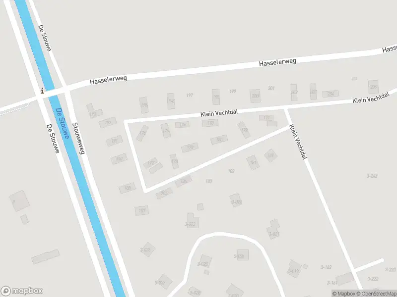 Brandweer met grote spoed naar de Klein Vechtdal in Ommen vanwege voertuigbrand