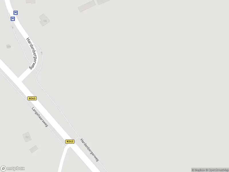 Brandweer met gepaste spoed naar de Hardenbergerweg in Langeveen vanwege stormschade