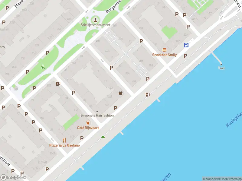 Ambulance met grote spoed naar de Prins Hendrikkade in Rotterdam