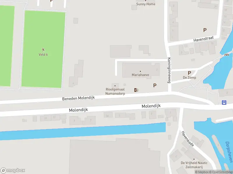 Ambulance met gepaste spoed naar de Beneden Molendijk in Numansdorp