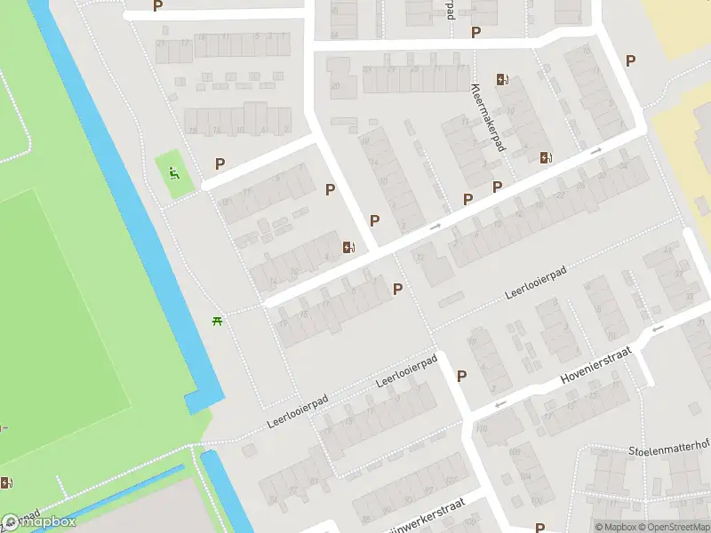 Ambulance met gepaste spoed naar de Geelgieterhof in Schiedam