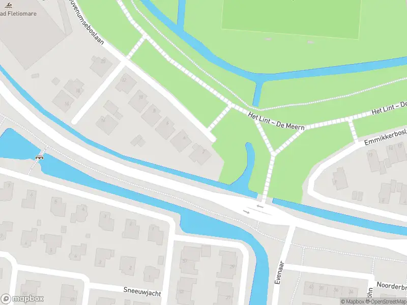 Politie naar de Leuvenumseboslaan in De Meern vanwege aanrijding met letsel