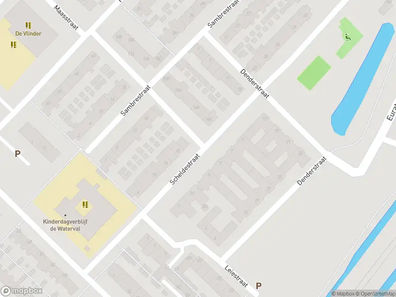 Ambulance met grote spoed naar de Scheldestraat in Heemskerk