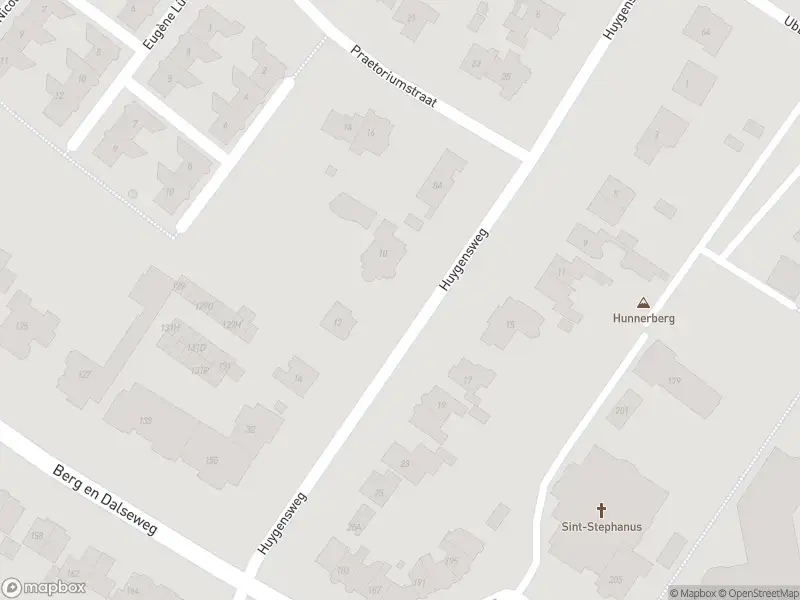 Brandweer met grote spoed naar de Sterreschansweg in Nijmegen vanwege gebouwbrand