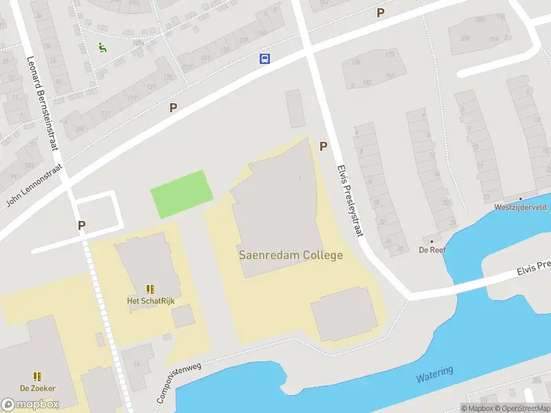 Ambulance met gepaste spoed naar de Elvis Presleystraat in Zaandijk