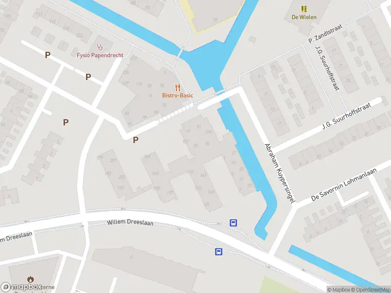 Ambulance met gepaste spoed naar de P.S. Gerbrandystraat in Papendrecht