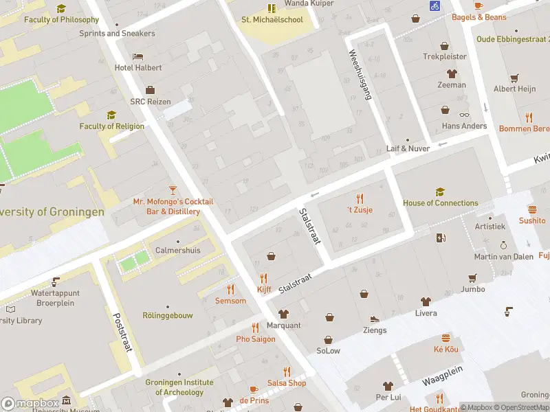 Brandweer met gepaste spoed naar de Kleine Butjesstraat in Groningen vanwege afhijsen patient