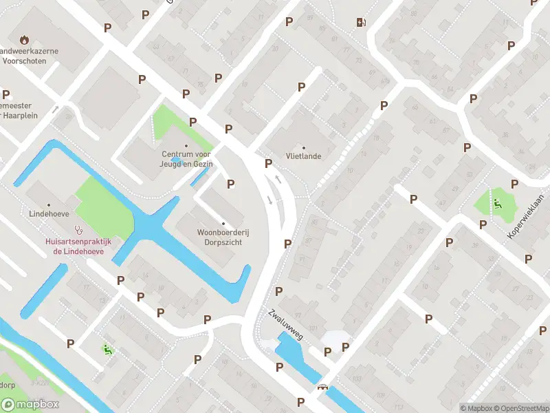 Ambulance met gepaste spoed naar de Zwaluwweg in Voorschoten