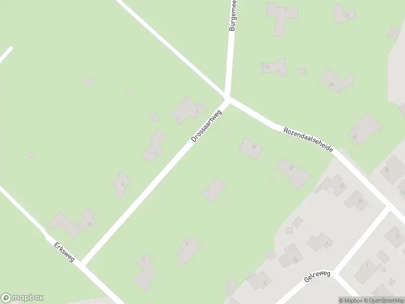 Brandweer met gepaste spoed naar de Drossaartweg in Montfort vanwege stormschade