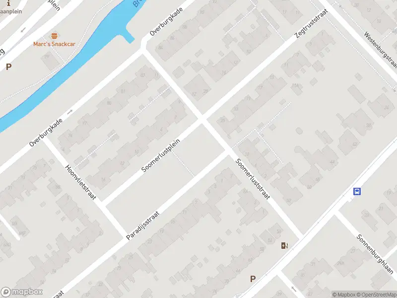 Ambulance met grote spoed naar de Soomerlustplein in Voorburg