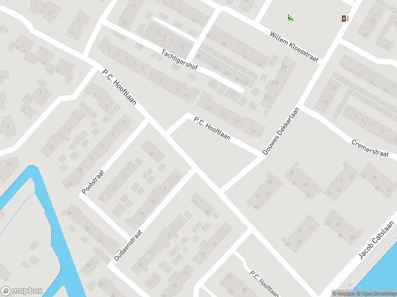 Ambulance met gepaste spoed naar de P.C. Hooftlaan in Papendrecht