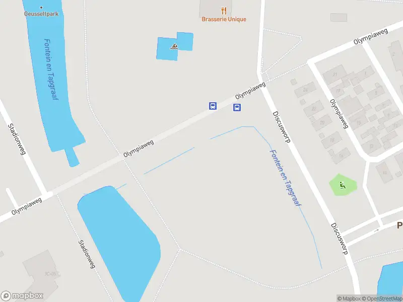 Politie naar de Olympiaweg in Maastricht vanwege aanrijding met letsel